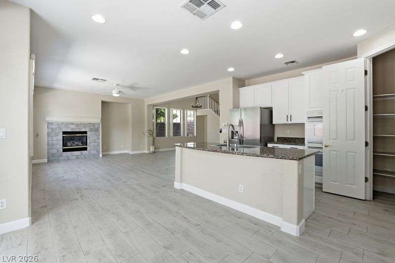 10464 Calico Pines Avenue — photo 5