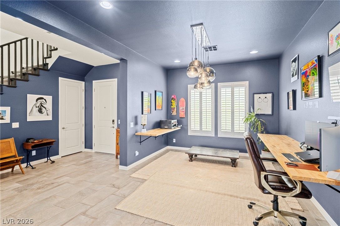 4081 Turquoise Falls Street — photo 5
