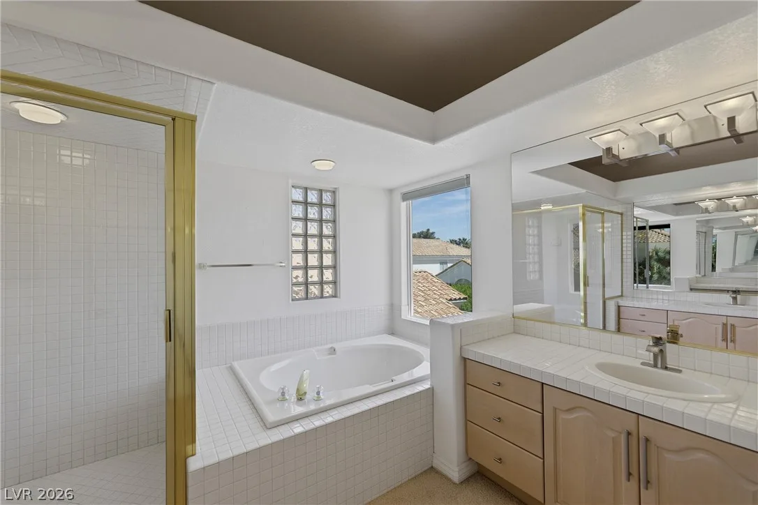 8133 HORIZON LAKE Drive — photo 2