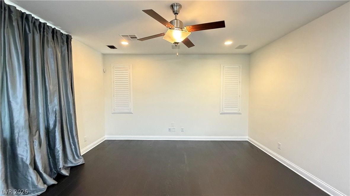 8118 Pinecrest Falls Street — photo 4