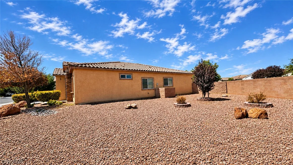 4862 South Adriano Way — photo 2