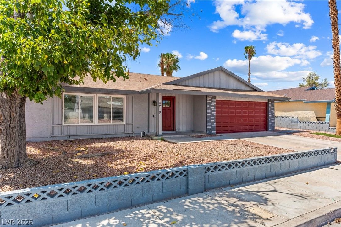 3219 Anacapa Way — photo 4 of 39