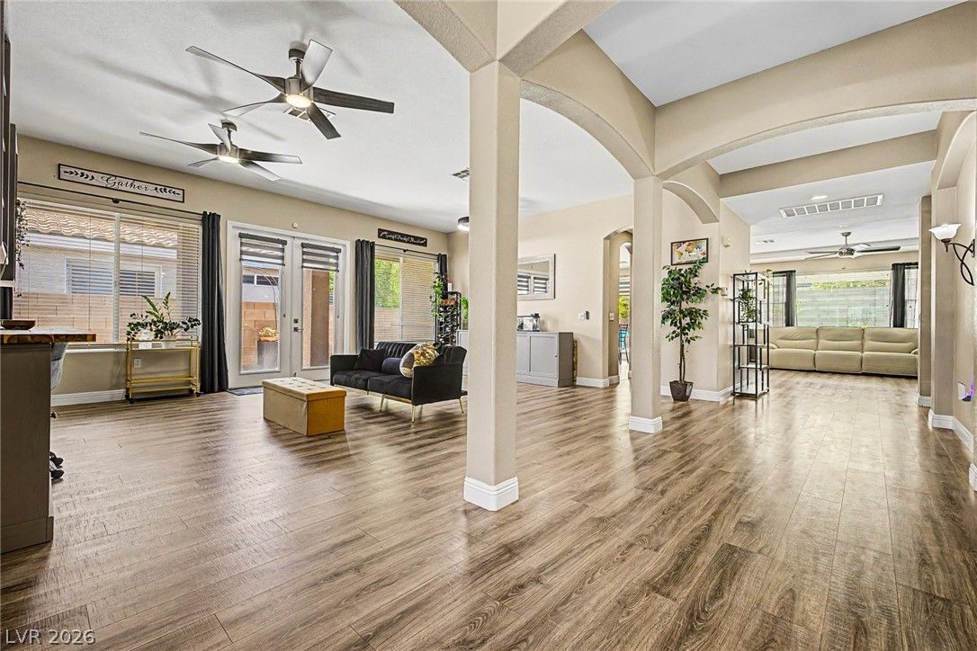 10739 Bramante Drive — photo 5
