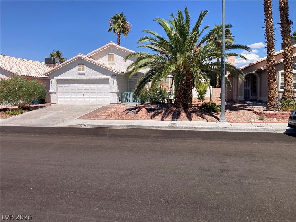 7116 Golden Desert Avenue — photo 2