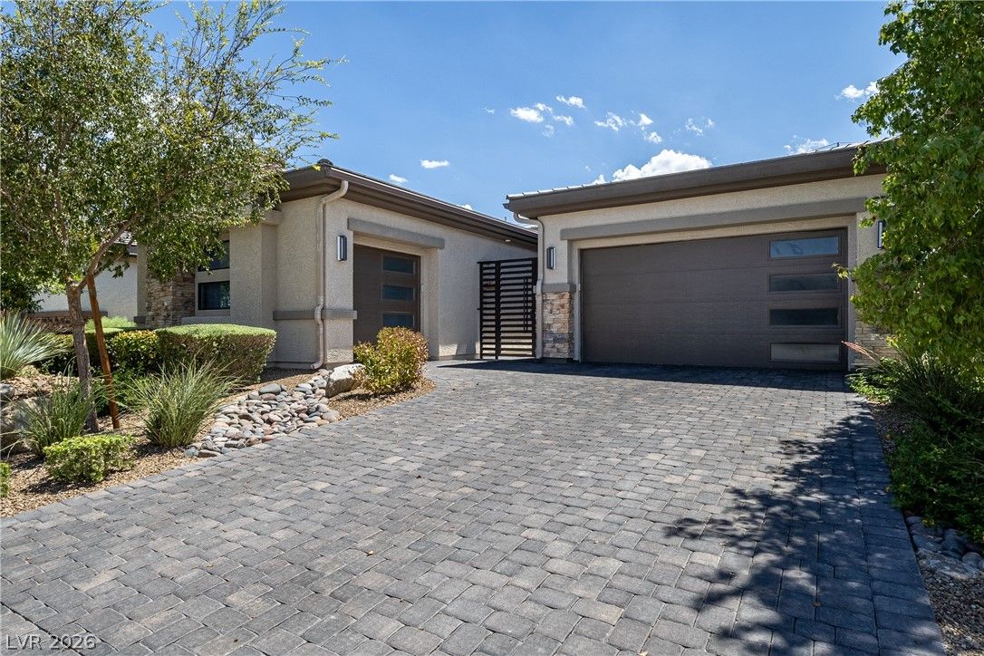 7441 Deschutes Circle — photo 3 of 51