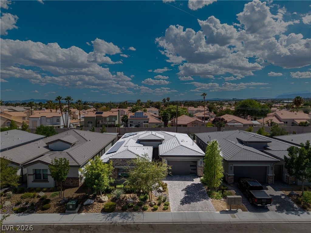 7441 Deschutes Circle — photo 4 of 51