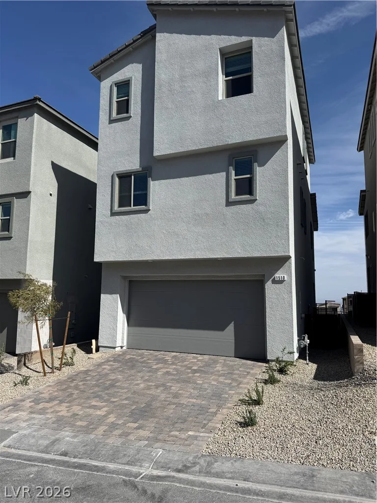 1510 Bat Hawk Street — photo 3