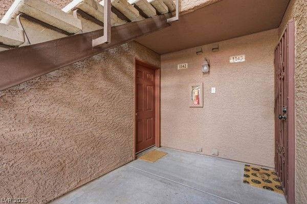 2750 South Durango Drive 1142 — photo 4