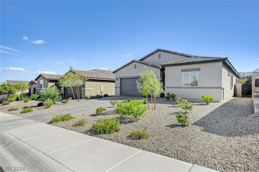 10257 Sequoia Falls Place — photo 2