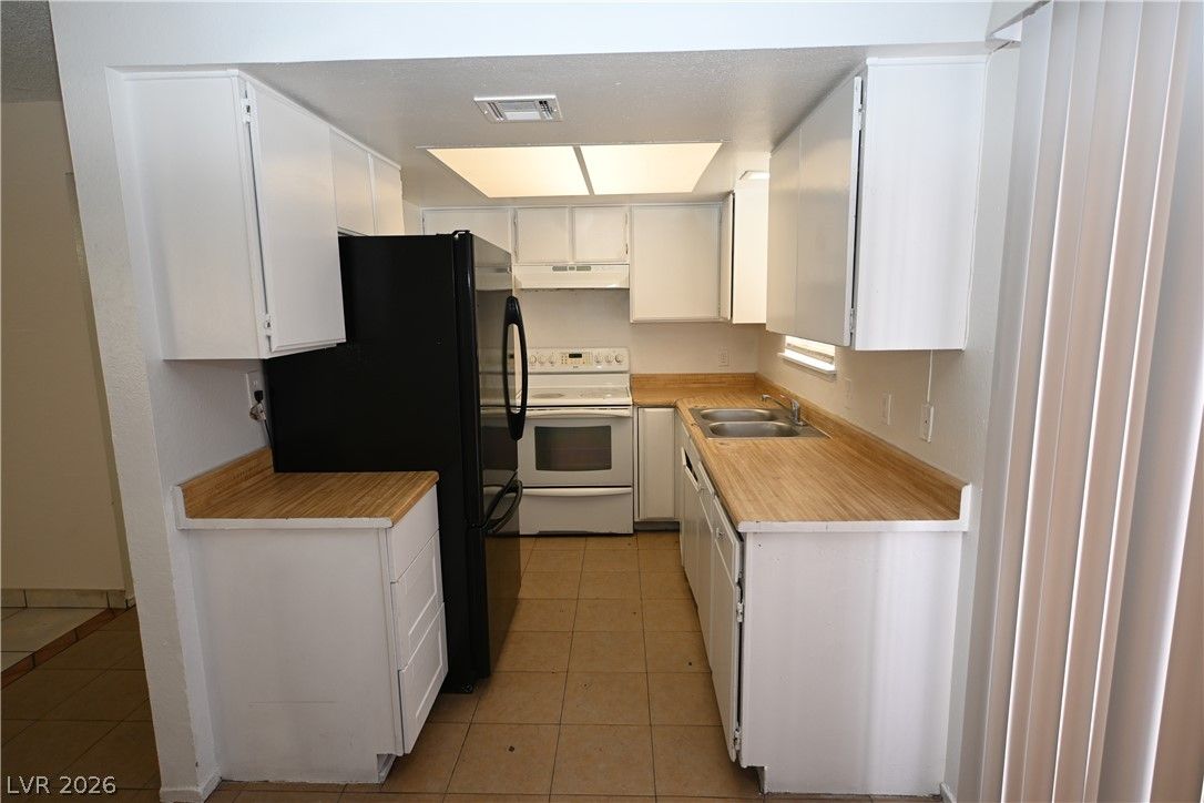 2301 Stewart Avenue A — photo 4