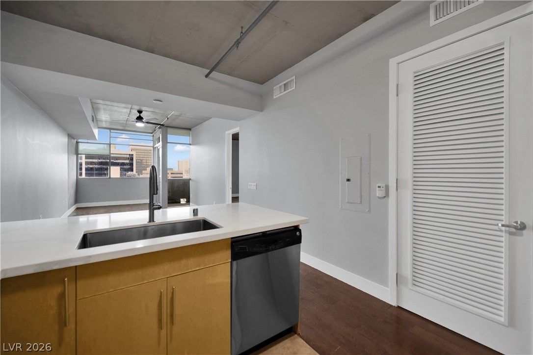 353 East Bonneville Avenue 804 — photo 5