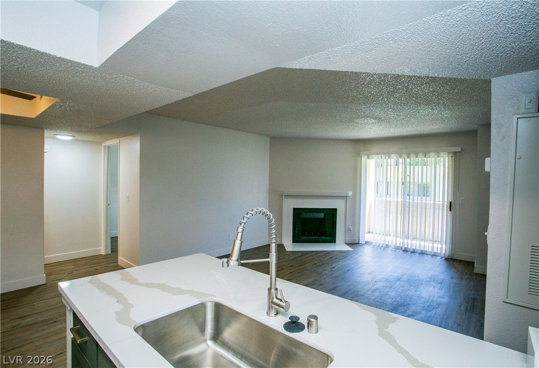 6701 Del Rey Avenue 262 — photo 3