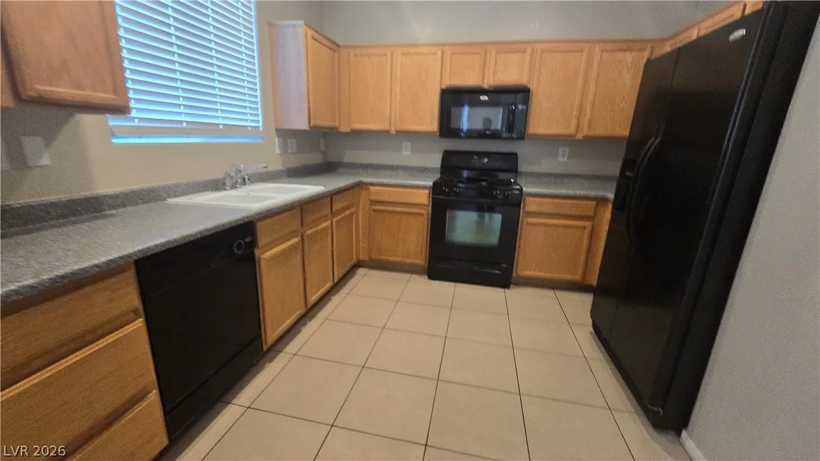 7564 Village Mist Lane — photo 4