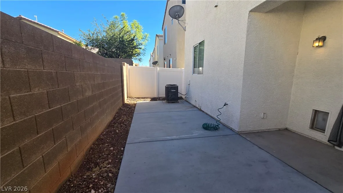 7564 Village Mist Lane — photo 5