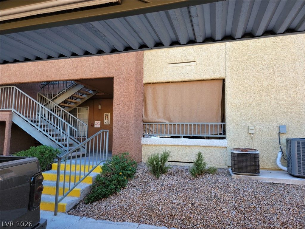 2120 Ramrod Avenue 212 — photo 5