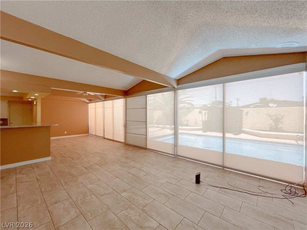 4620 Nolan Lane — photo 4