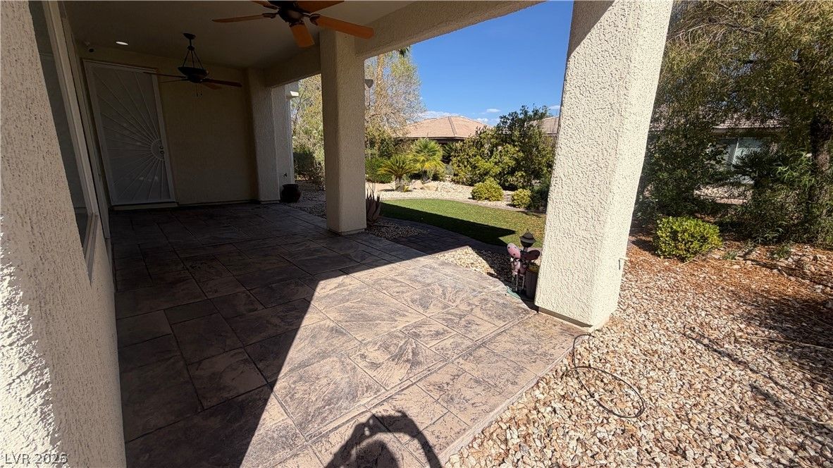 Photo 24