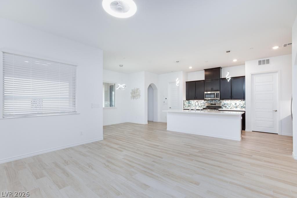 689 Monteverdi Peak Street — photo 5 of 27