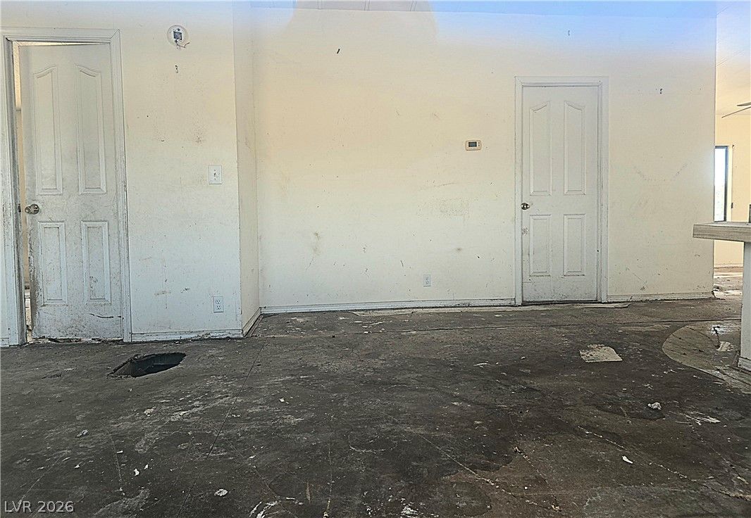 4921 West Horn Road — photo 4 of 7