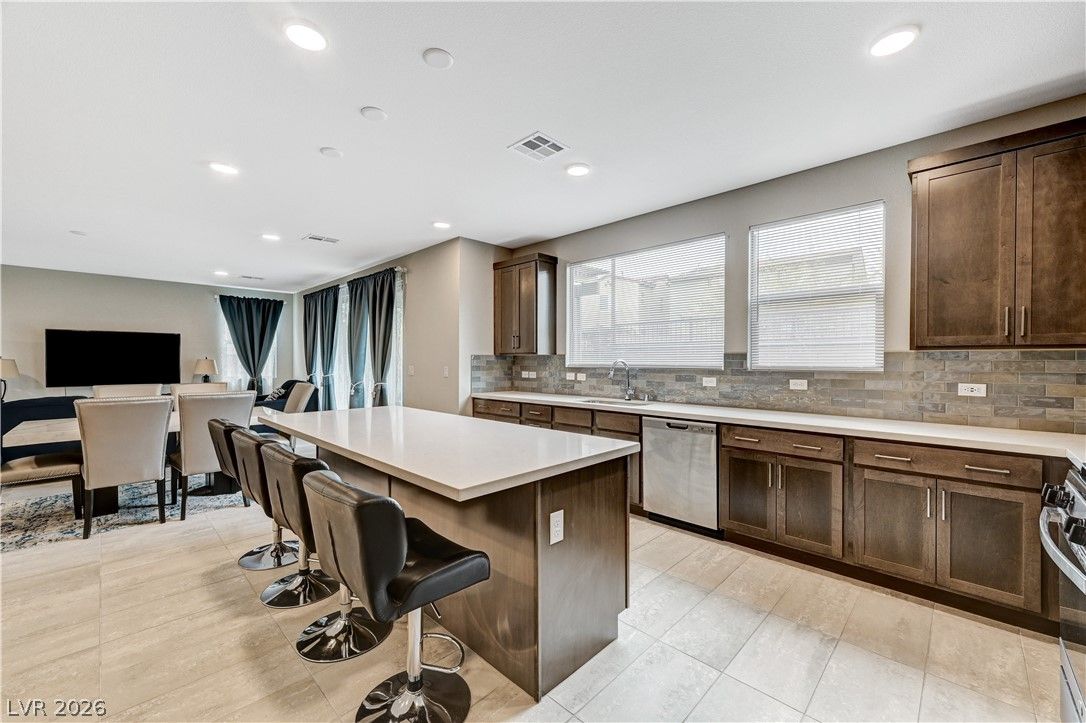 6853 Desert Finch Street — photo 3