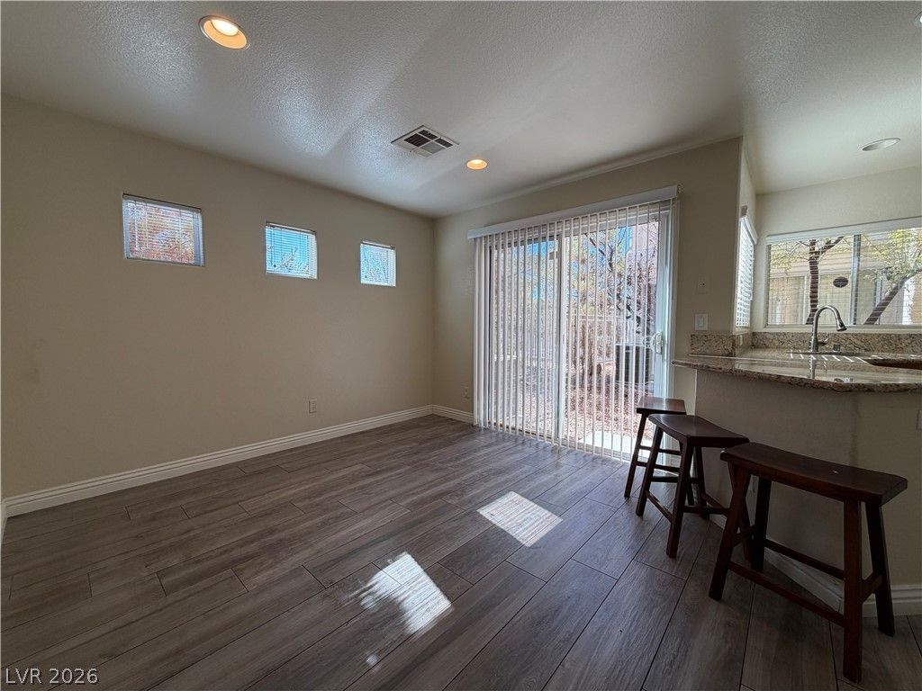 10381 Coyote Cub Avenue — photo 4