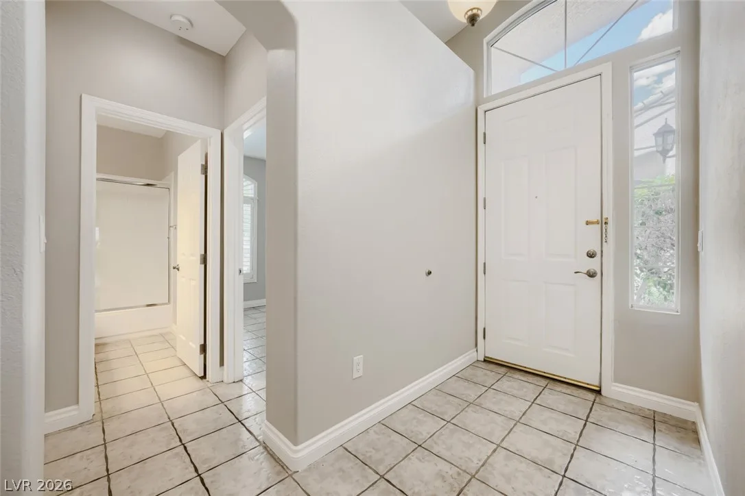 9641 EMERAUDE Avenue — photo 5