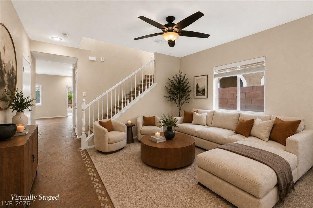 120 Sharp Edge Avenue — photo 4