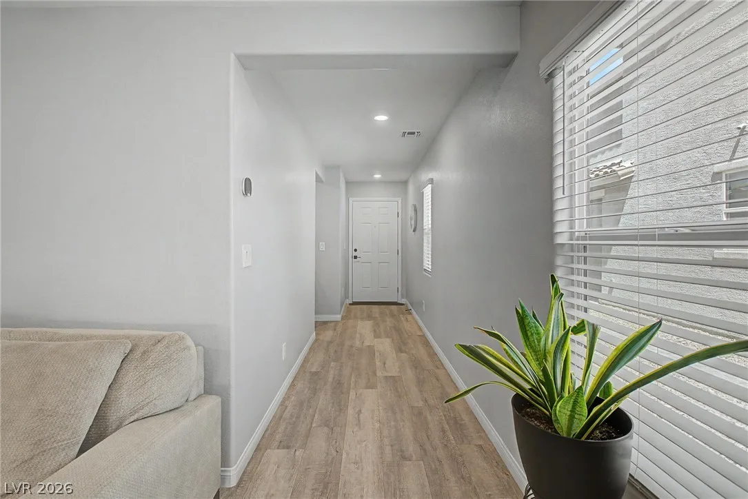 4521 Hidden Stone Avenue — photo 5