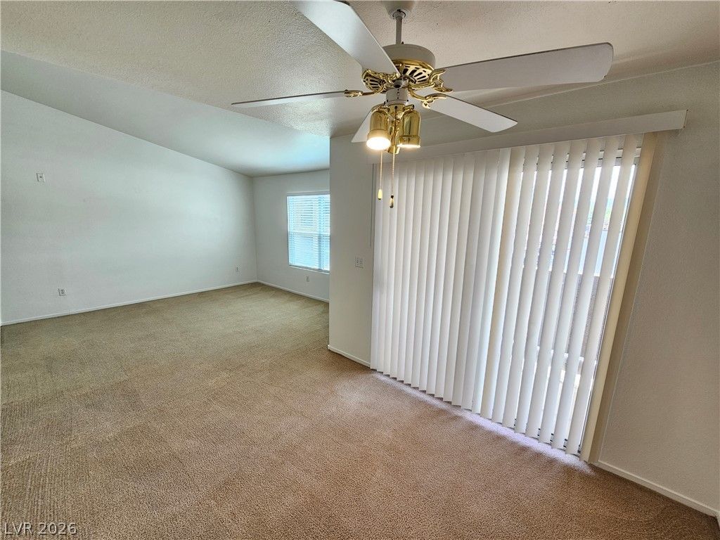 2300 SILVERADO RANCH Boulevard 2081 — photo 3