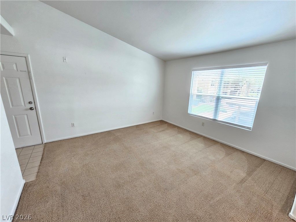 2300 SILVERADO RANCH Boulevard 2081 — photo 5
