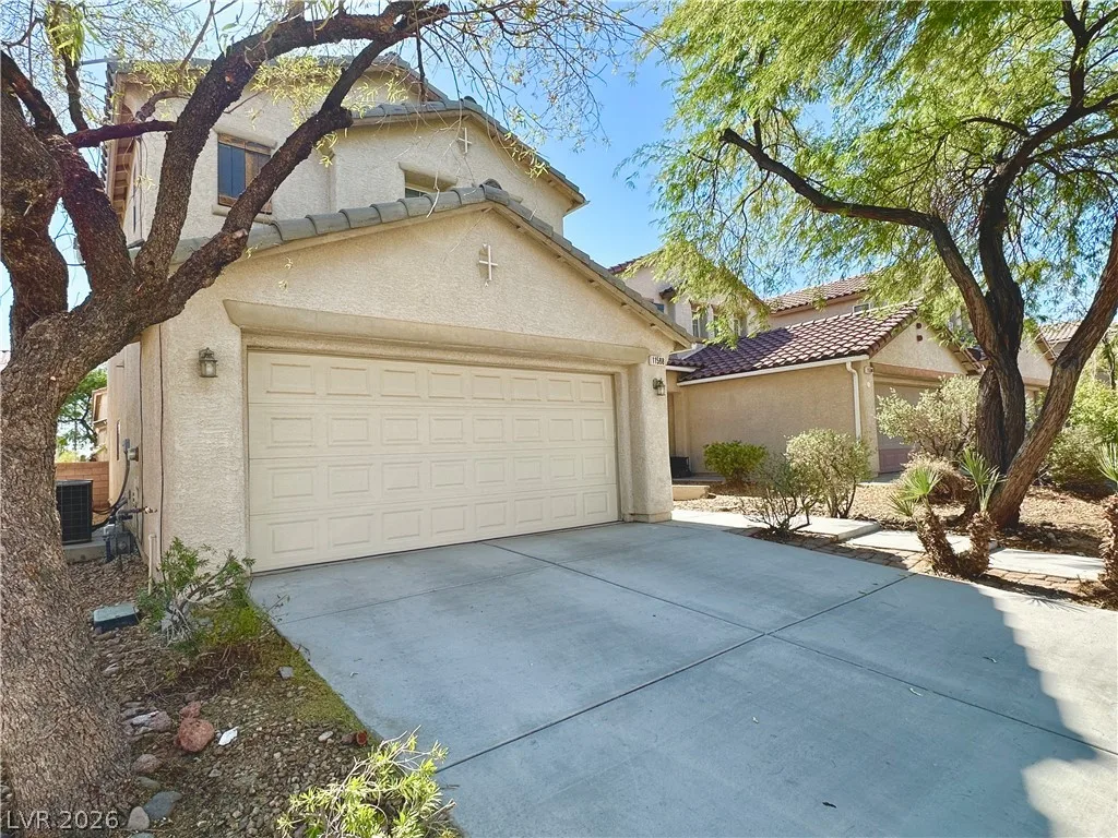 11588 Vesuvio Court — photo 2