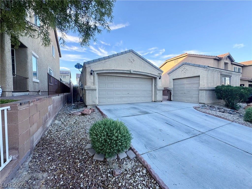 320 Purple Passion Avenue — photo 2 of 52