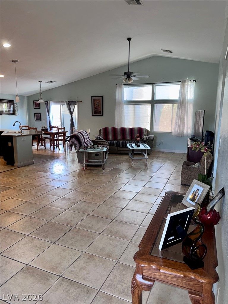 320 Purple Passion Avenue — photo 4 of 52