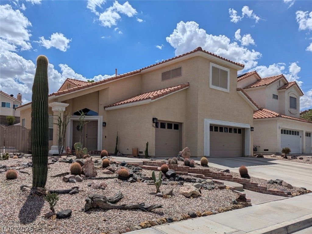 184 Adomeit Drive — photo 2