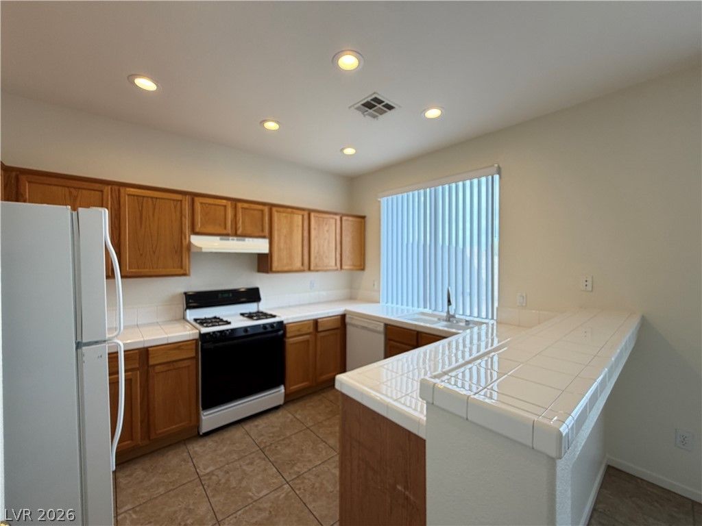 10720 WOODLORE Place — photo 5 of 12