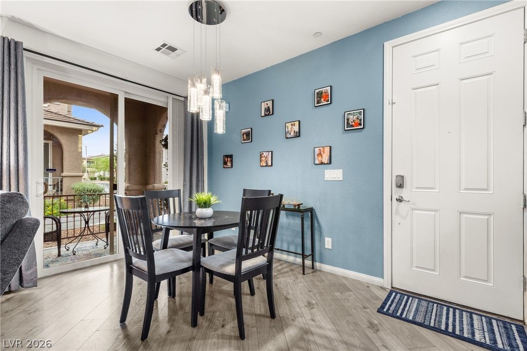 8443 Classique Avenue 101 — photo 3
