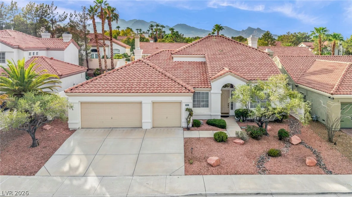1605 Saint Katherine Circle — photo 2