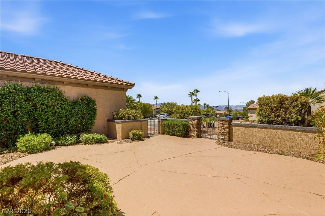 2587 Deora Way — photo 4