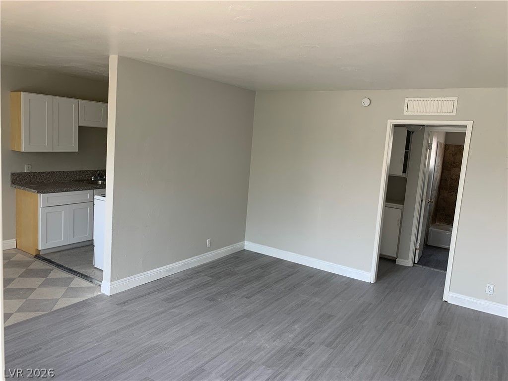230 West Boston Avenue 7 — photo 2 of 7