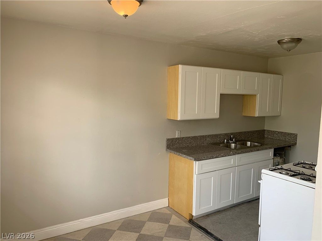 230 West Boston Avenue 7 — photo 4 of 7
