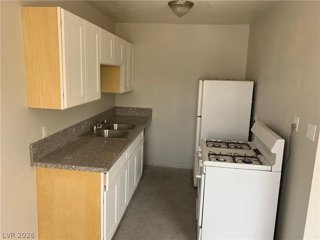 230 West Boston Avenue 7 — photo 5 of 7