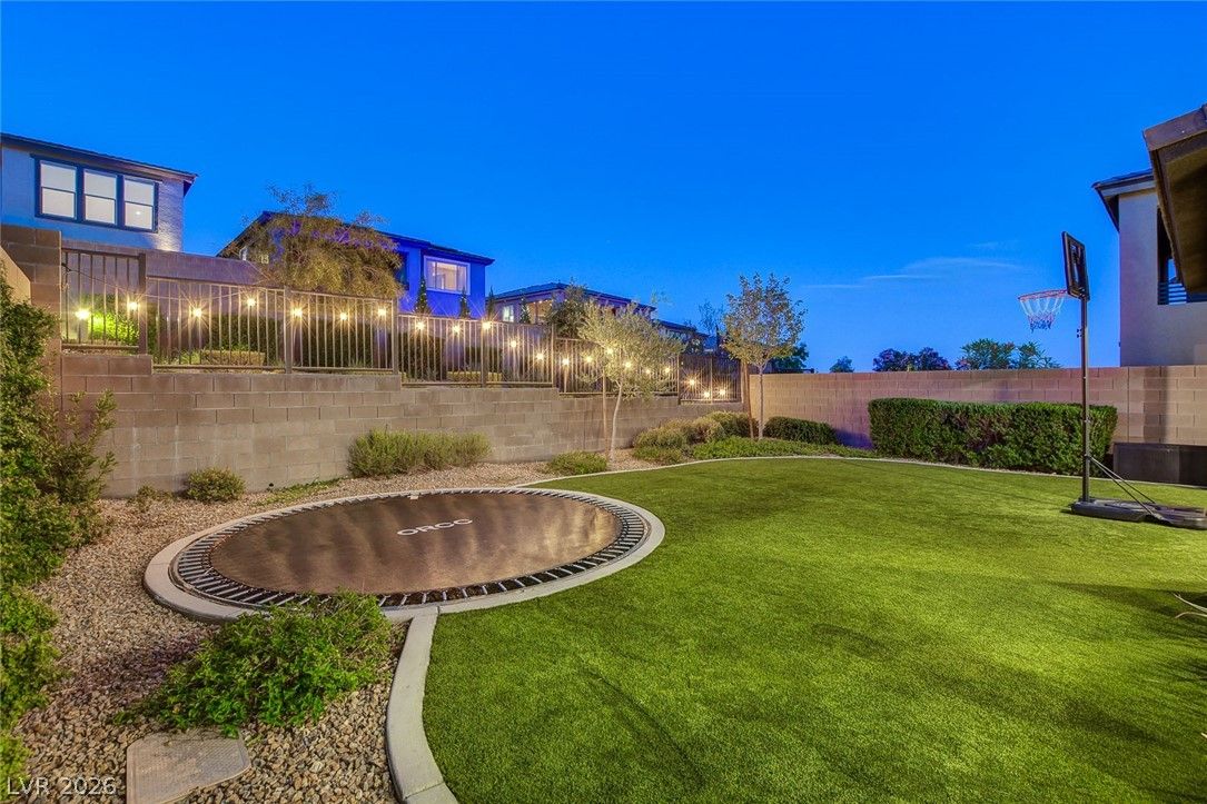 12438 Sunset Sage Avenue — photo 5