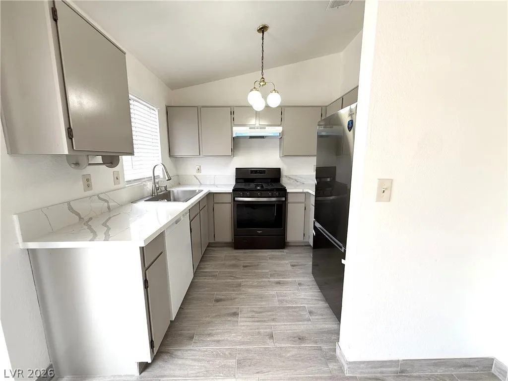 5625 Ballinger Drive — photo 5