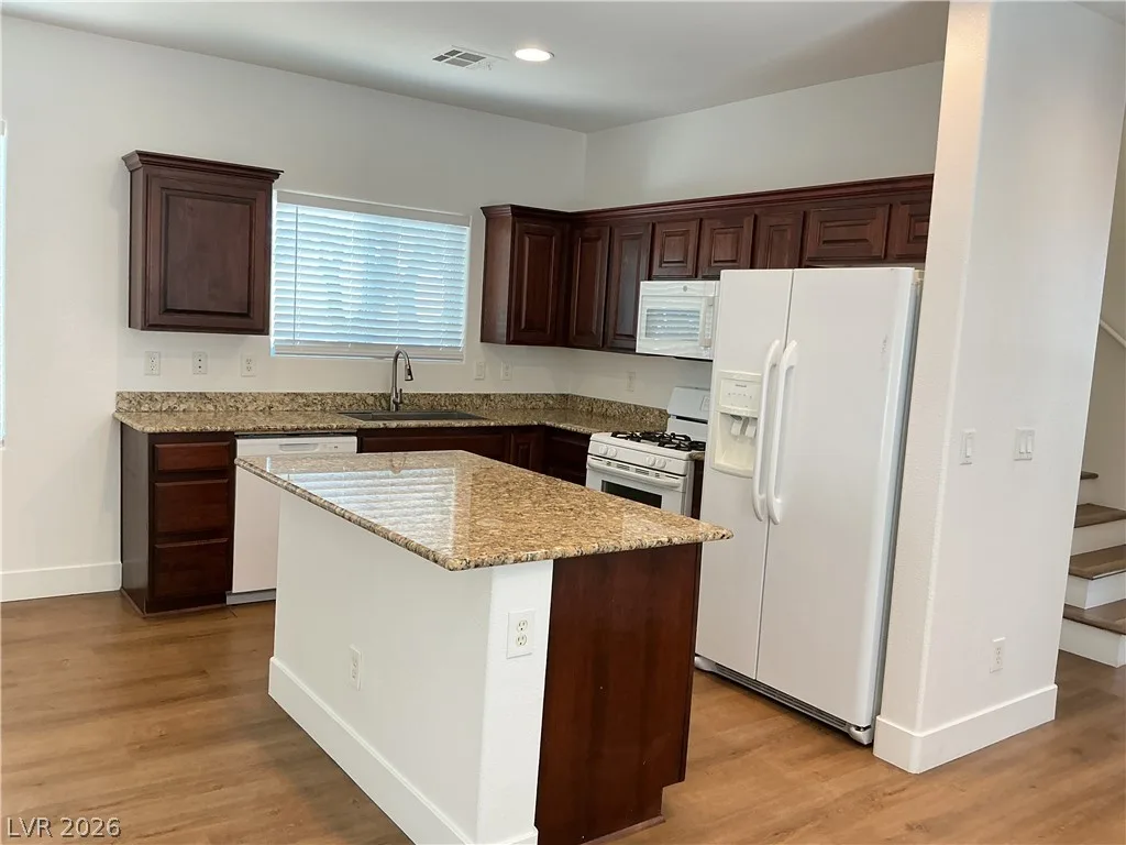 1080 East Eldorado Lane — photo 5