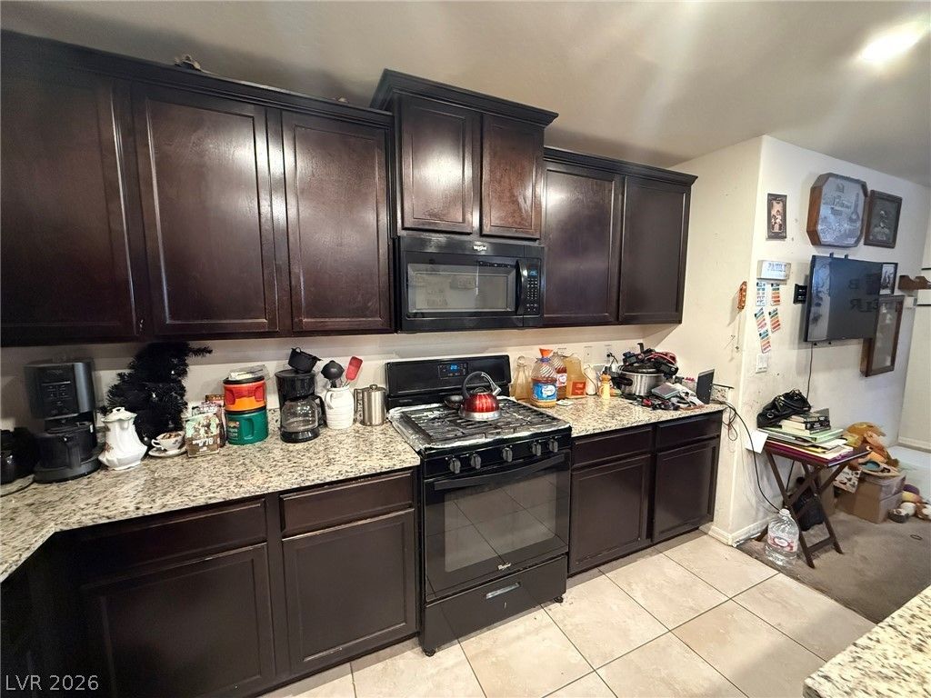 4349 Harristown Drive — photo 2