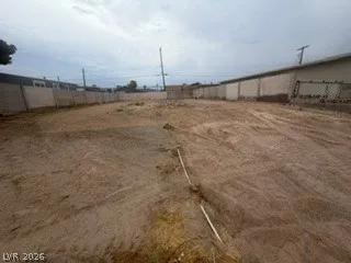 3021 Orr Avenue — photo 2