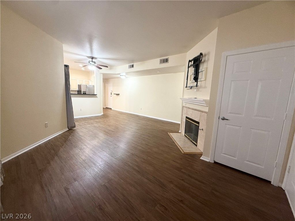 5250 South Rainbow Boulevard 1076 — photo 3
