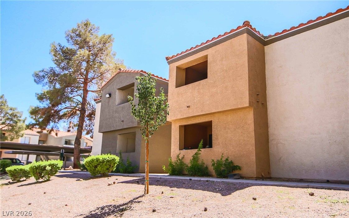 3151 SOARING GULLS Drive 2186 — photo 2