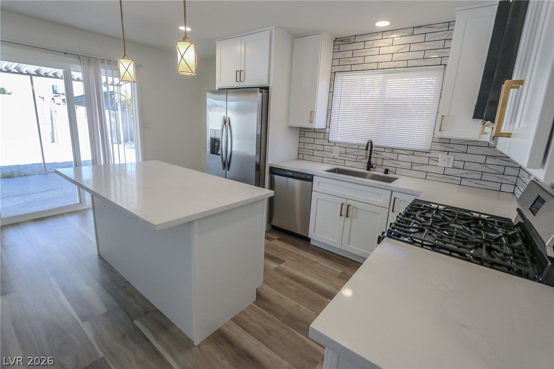 5157 San Anselmo Street — photo 3