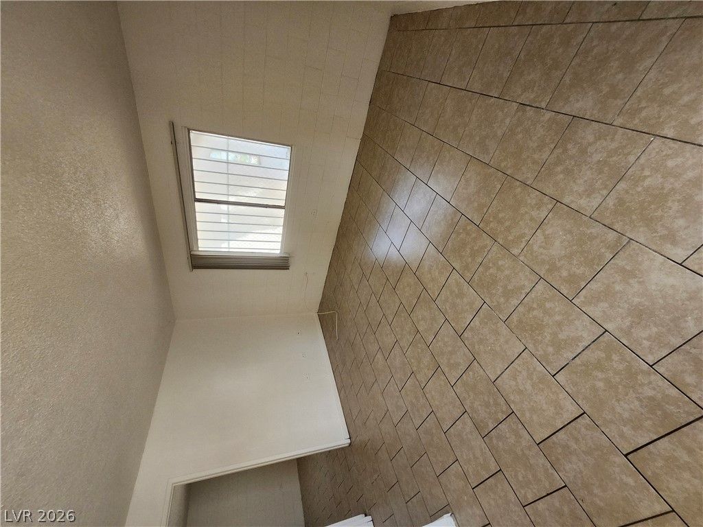 818 South 7th Street 1 — photo 3 of 11